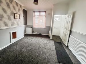 Lounge- click for photo gallery